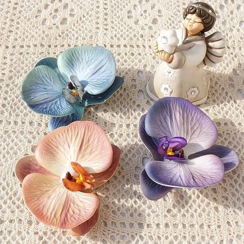 Wedding Souvenir - غطاء رأس على شكل فراشة مطبوعة